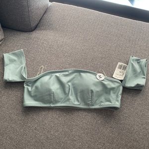 NWT Off shoulder Bikini top